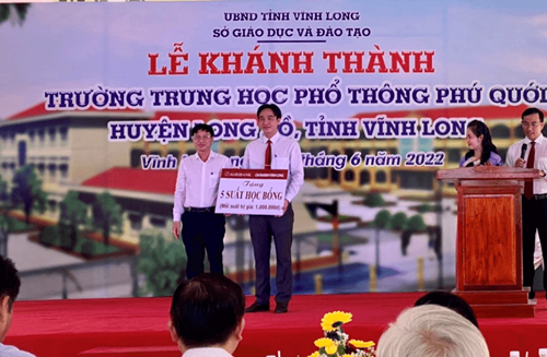 Agribank tham gia tài trợ xây dựng Trường THCS và THPT Phú Quới tỉnh Vĩnh Long